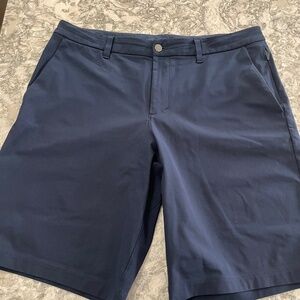 LuluLemon - ABC Classic-Fit Short 9"